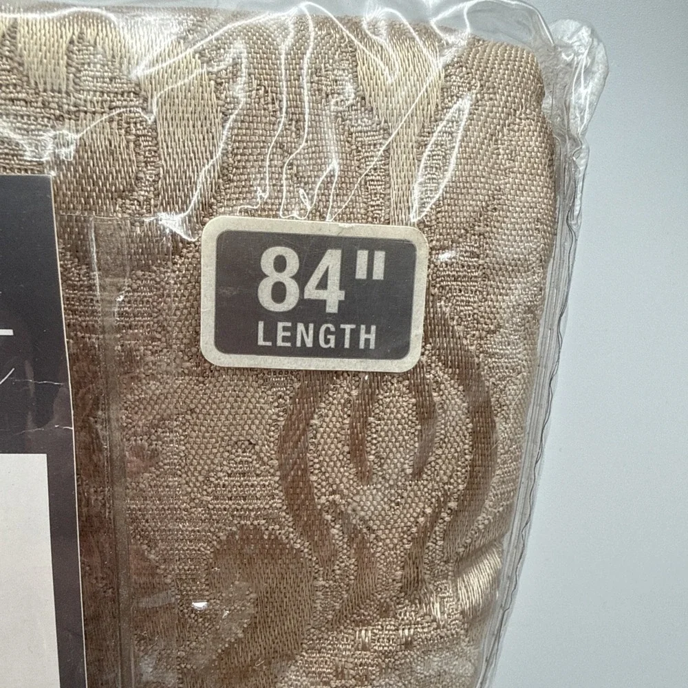 Vtg Croscill Home One Tailored Panel Highland Matelasse Champagne #2136   42x84